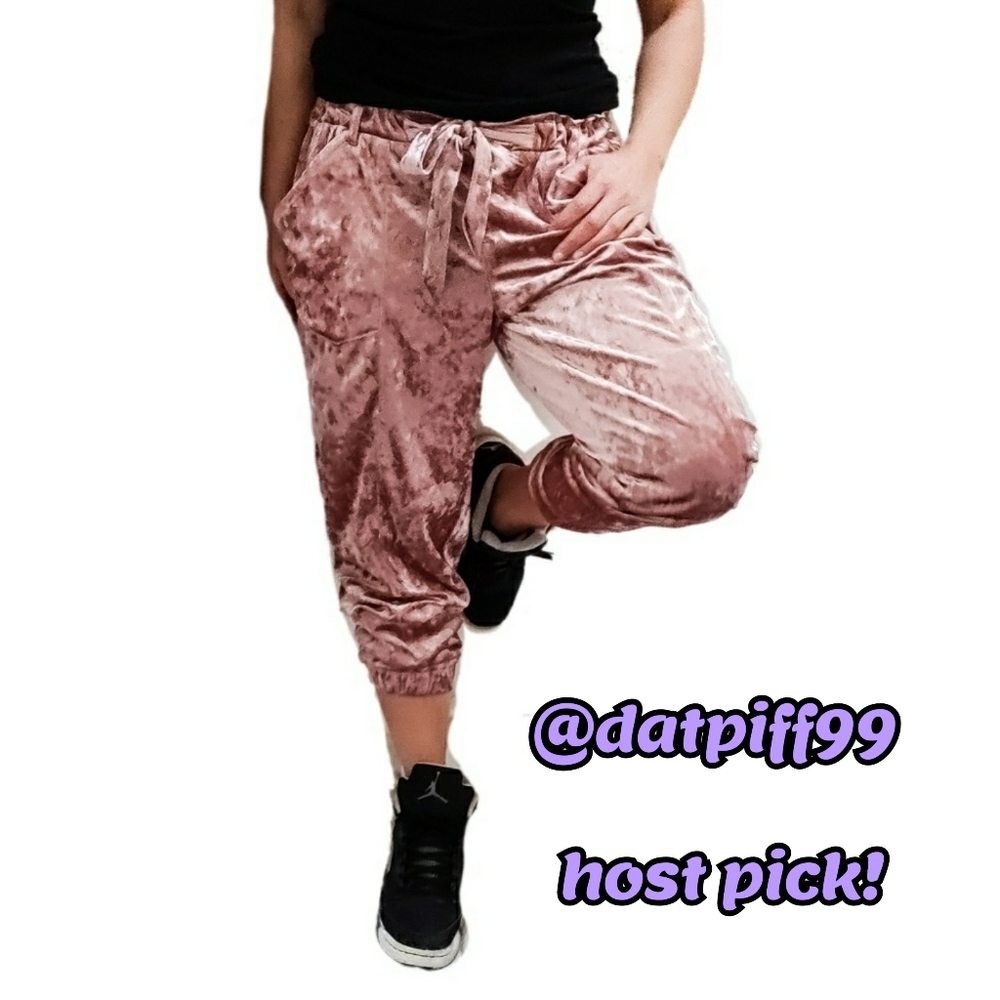 Jolt Lounge Act Pink Crushed Velvet Crop Joggers - Picture 2 of 13